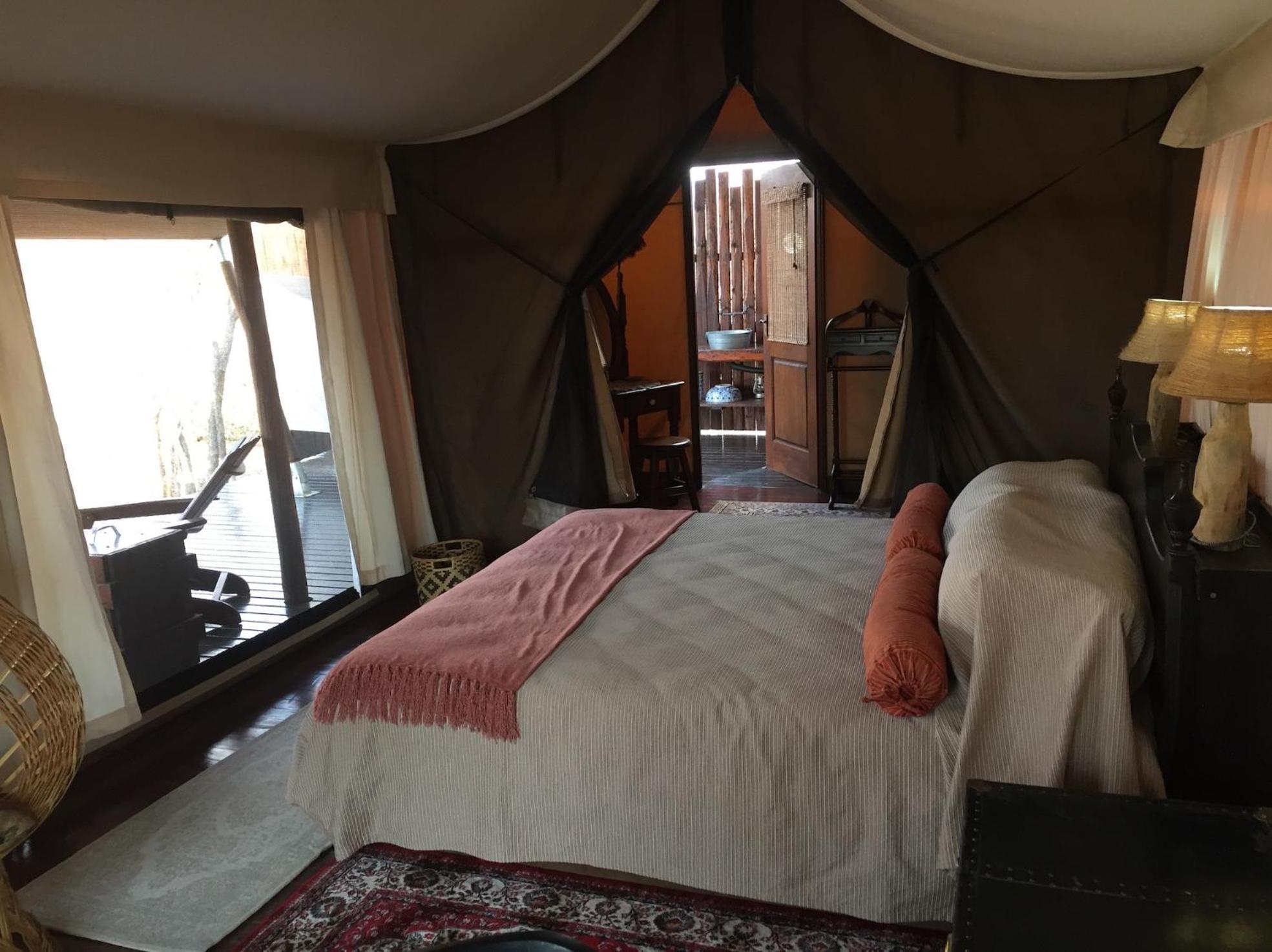 Out In Africa Wildlife Lodge Hammanskraal Kültér fotó